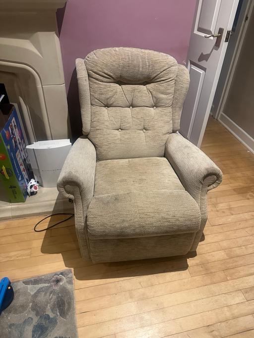 Buy & Sell Trowbridge Wiltshire - Photos for recliner sofa (electrical)