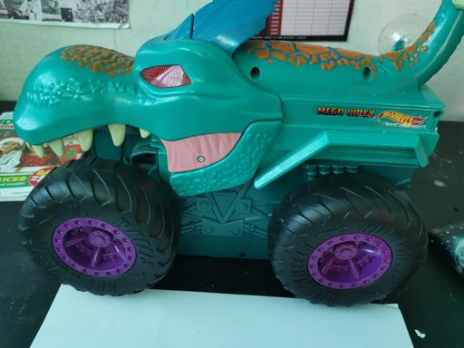 Buy & Sell Leamore Walsall - Photos for Hotwheels megawrex car chomper