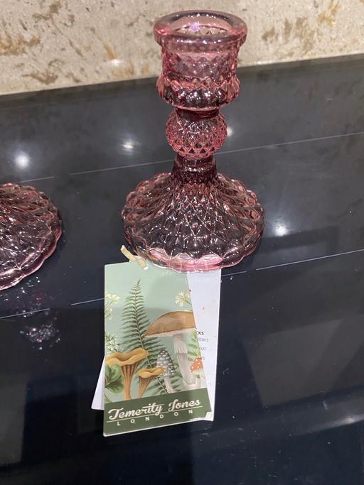 Buy & Sell Leighton Buzzard Central Bedfordshire - Photos for 3 x glass candlesticks- grape / deep pink