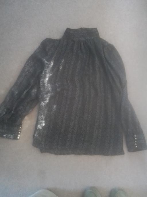 Buy & Sell Streetly Walsall - Photos for H/M BLOUSE