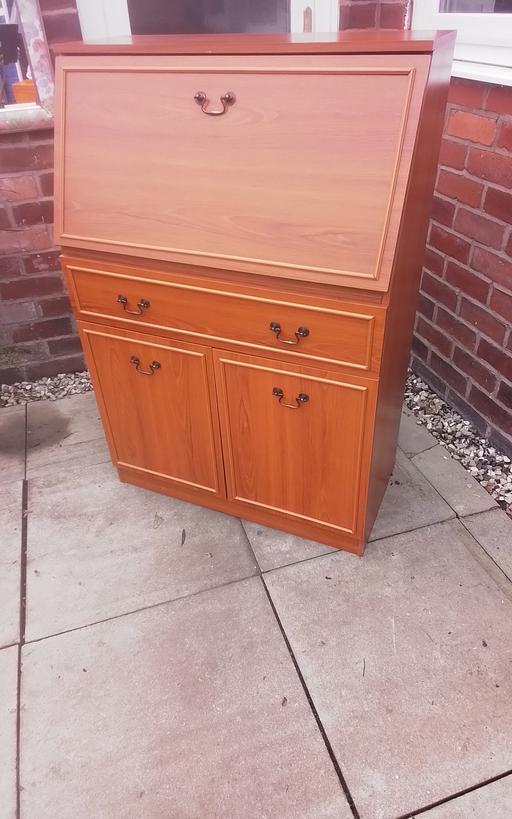 Buy & Sell Swinley Wigan - Photos for MODERN OTTOMAN