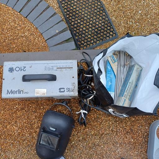 Buy & Sell Hill Top Sandwell - Photos for Arc welder mask and rods