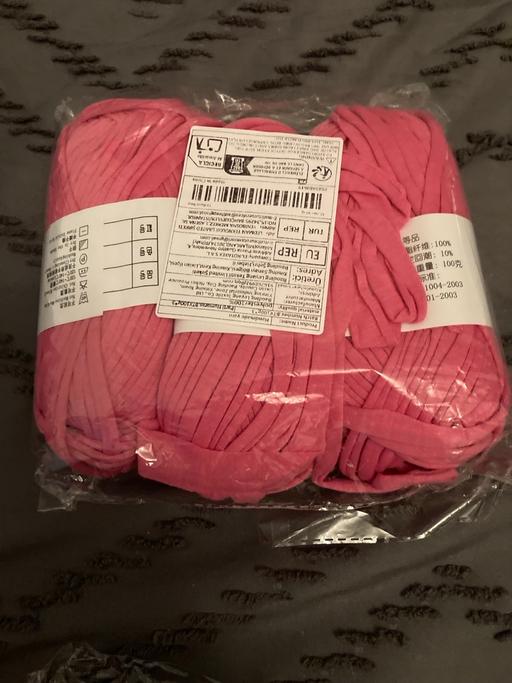 Buy & Sell Whiston Knowsley - Photos for 300g t shirt yarn
