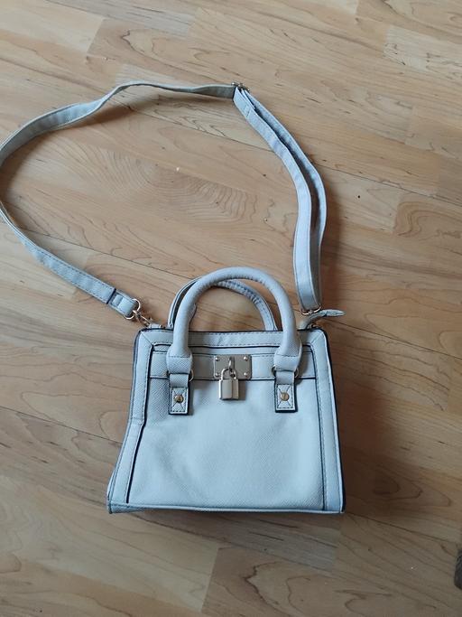 Buy & Sell Stow Heath Wolverhampton - Photos for Handbag.