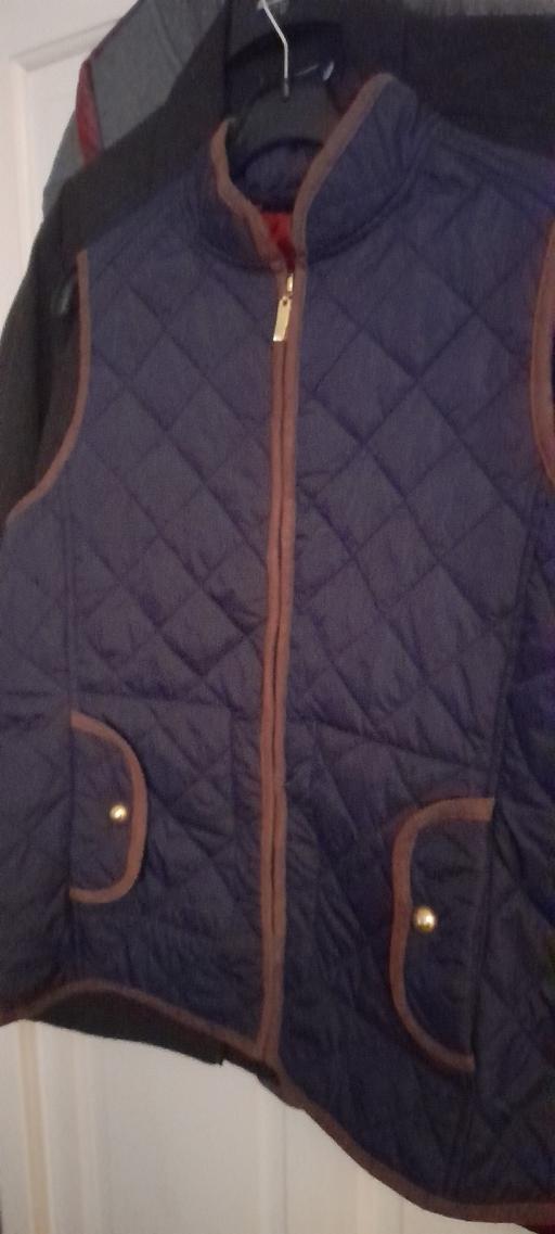 Buy & Sell Walsall Wood Walsall - Photos for ladies body warmer m