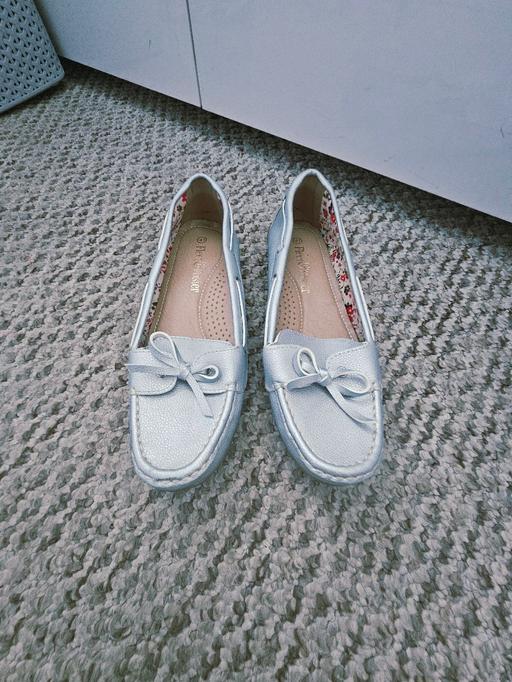 Buy & Sell Newton Doncaster - Photos for Slip on shoes, size 7...NEW