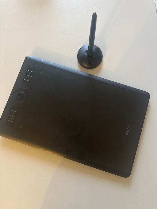Buy & Sell Abbey Wood South East London - Photos for Wacom Intuos Pro Drawing Tablet