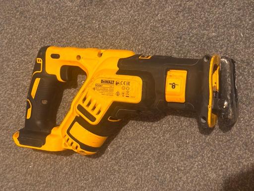 Buy & Sell Brixton South East London - Photos for DeWALT DC5367 Reciprocating