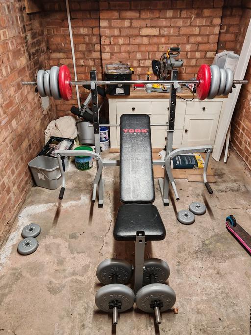 Buy & Sell Darlaston Walsall - Photos for Weight bench and weights