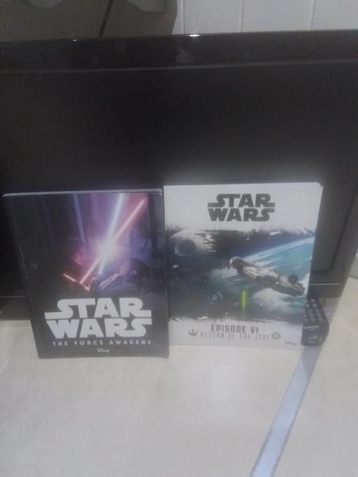 Buy & Sell Streetly Walsall - Photos for TWO BRAND NEW STAR WARS BOOKS