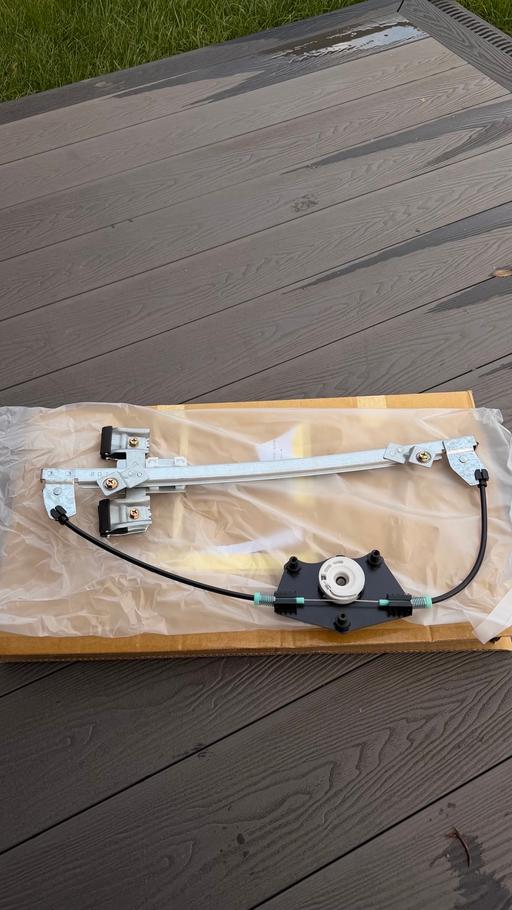 Vehicles Leicester Leicester - Photos for Window Regulator for Skoda Fabia