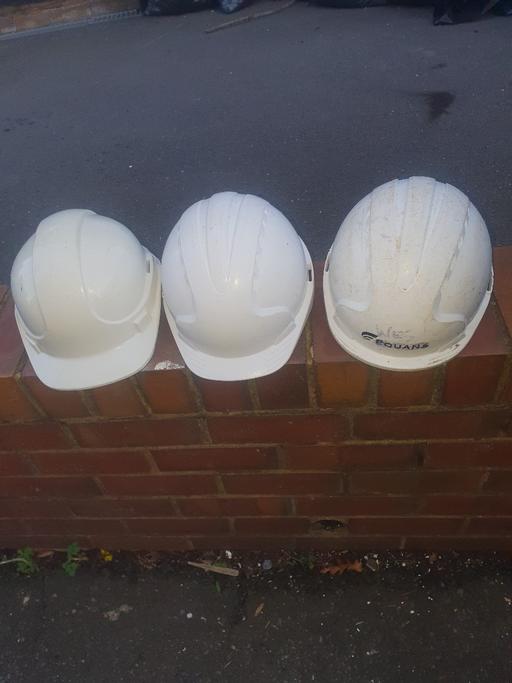 Buy & Sell Gornal Wood Dudley - Photos for 3 White Safety Helmets, Size Medium, Decent
