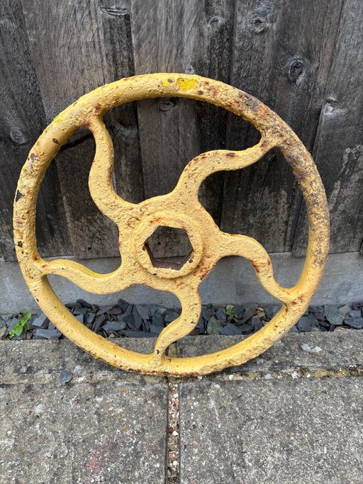 Buy & Sell East Malling Tonbridge and Malling - Photos for Valve wheel