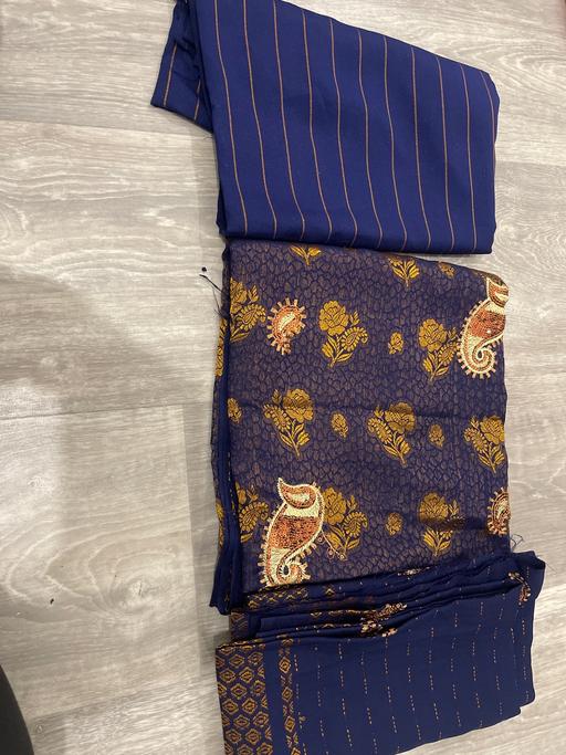 Buy & Sell Hayes Hillingdon - Photos for 3 piece suit