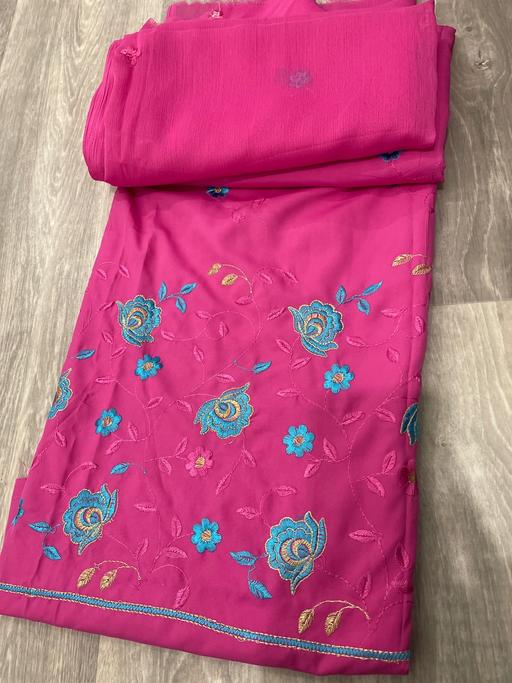 Buy & Sell Hayes Hillingdon - Photos for Three piece suit