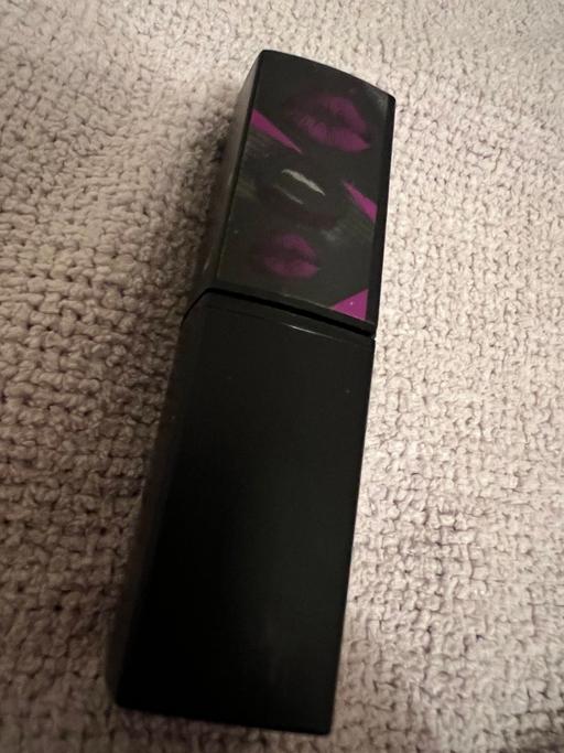 Buy & Sell Easington Lane Sunderland - Photos for Lipstick By Sleek ( New )