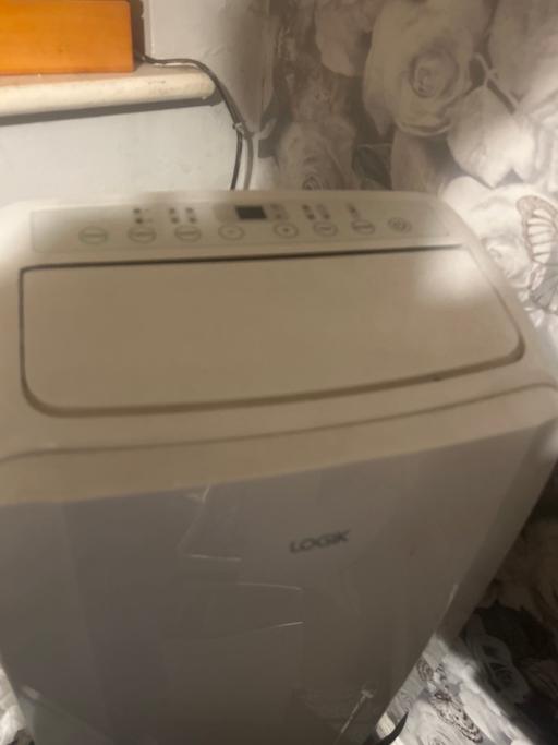 Buy & Sell Thamesmead South East London - Photos for LAC10C22 portable air conditioner