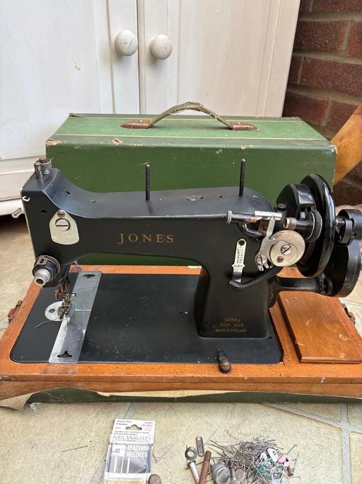 Buy & Sell East Malling Tonbridge and Malling - Photos for Jones sewing machine