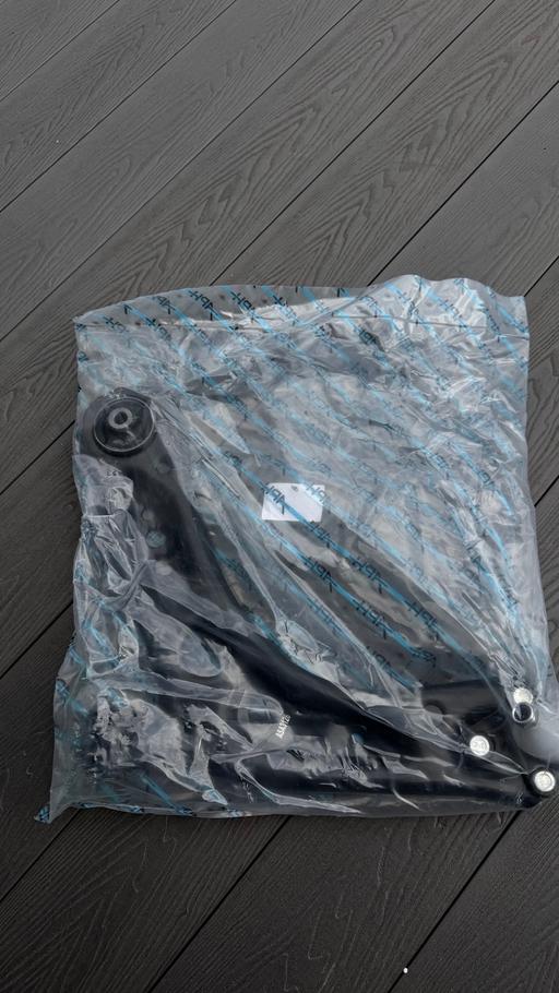 Vehicles Braunstone Blaby - Photos for SUSPENSION ARM LH FOR VW GOLF and AUDI A3