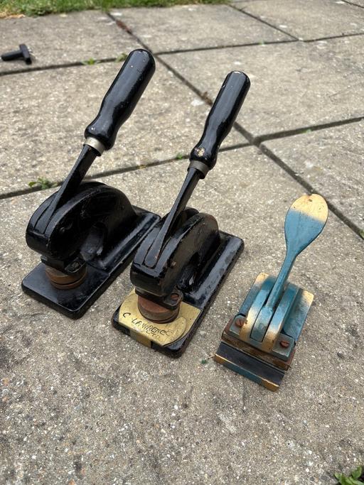 Buy & Sell East Malling Tonbridge and Malling - Photos for Embossers