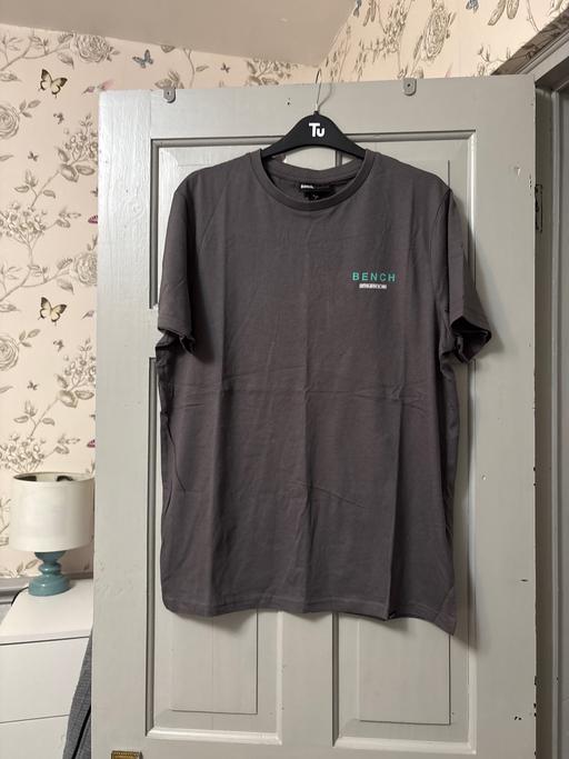 Buy & Sell Duckmanton Chesterfield - Photos for Bench t shirt