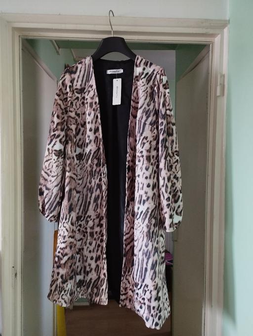 Buy & Sell Hackney East London - Photos for Coat Leopard print