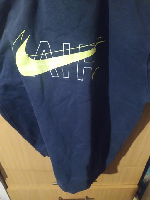 Buy & Sell West Bowling Bradford - Photos for tracksuit