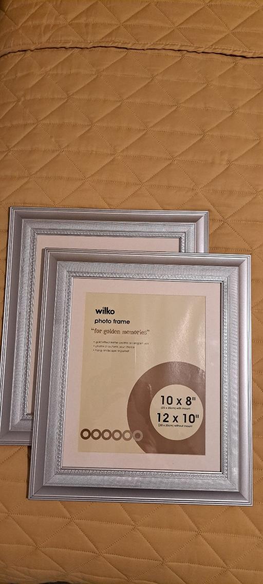 Buy & Sell Coleshill North Warwickshire - Photos for 2 x LARGE PHOTO FRAMES