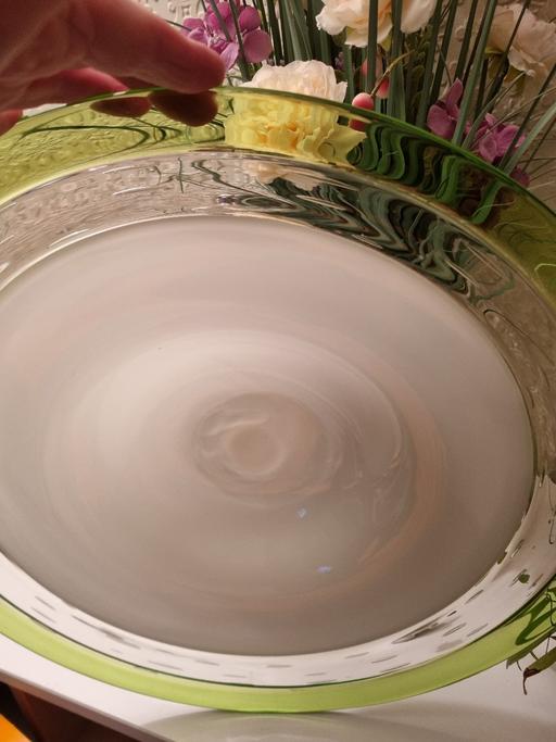 Buy & Sell Shirley South East London - Photos for large beautifulgreen clear bowl glass art £25