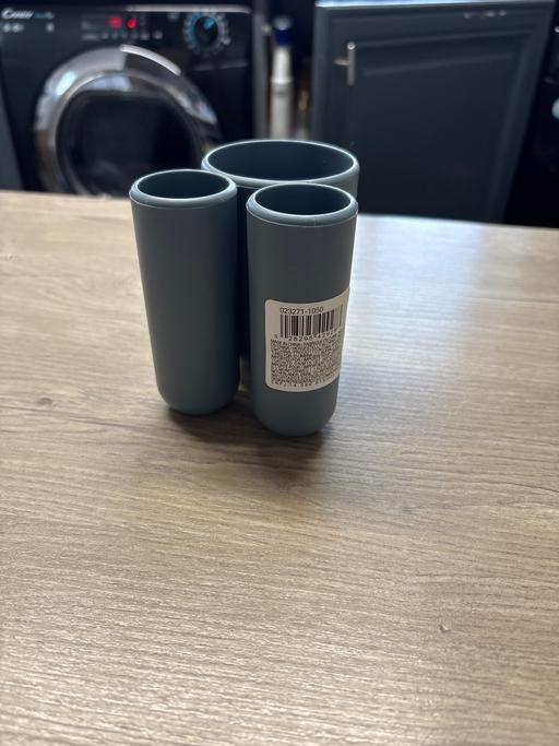 Buy & Sell Duckmanton Chesterfield - Photos for Umbra toothbrush holder