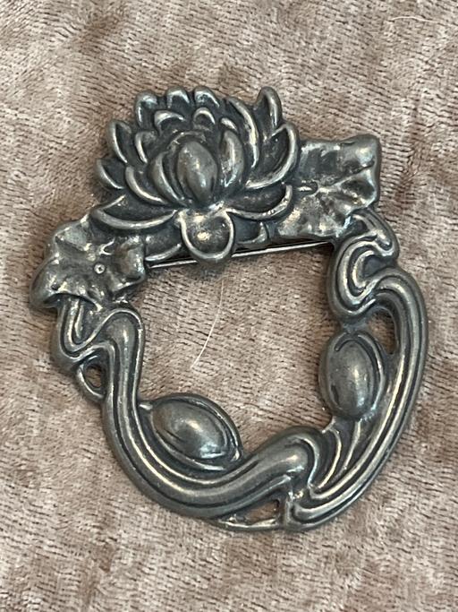 Buy & Sell Rottingdean Brighton - Photos for Beautiful vintage pewter brooch