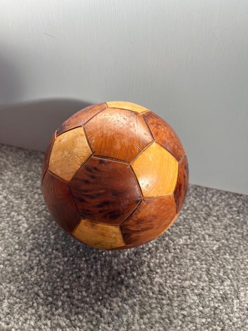 Buy & Sell Cadeby Doncaster - Photos for Decorative heavy wooden football