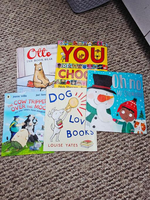Buy & Sell Newton Doncaster - Photos for 5 assorted childrens books..like new.
