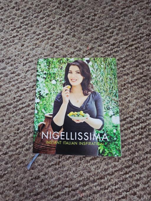 Buy & Sell Newton Doncaster - Photos for Nigella cookery book.