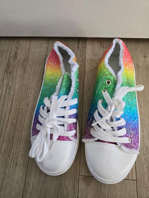 Buy & Sell Oldbury Sandwell - Photos for Rainbow 🌈 glitter trainers - (40) uk7