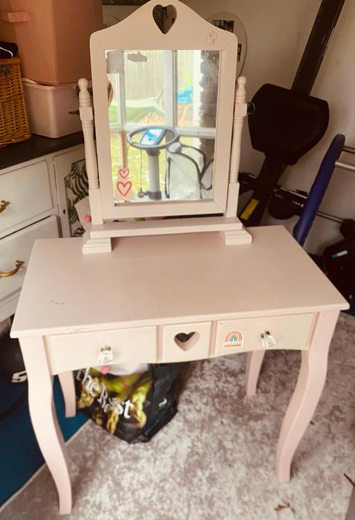 Buy & Sell New Eltham South East London - Photos for Child's dressing table