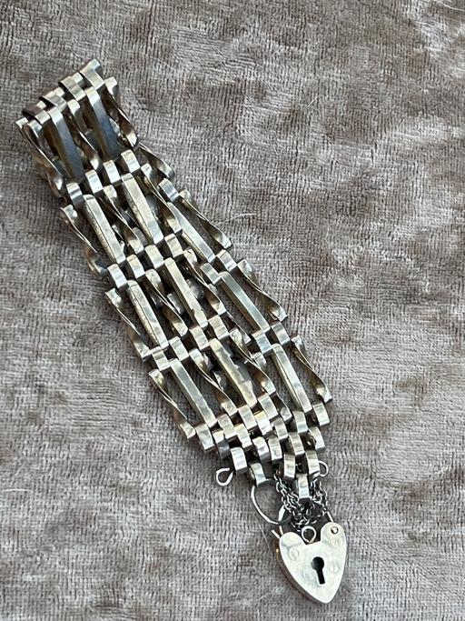 Buy & Sell Ovingdean Brighton - Photos for Beautiful vintage gate bracelet