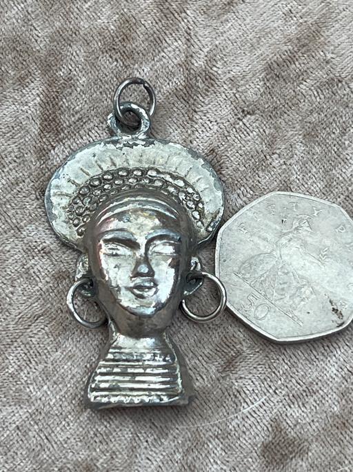 Buy & Sell Ovingdean Brighton - Photos for Beautiful vintage pendant