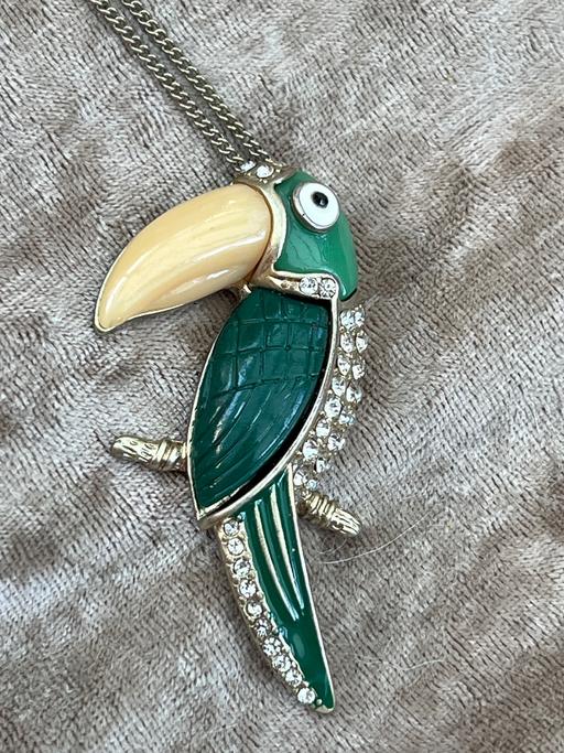 Buy & Sell Rottingdean Brighton - Photos for Beautiful bird necklace