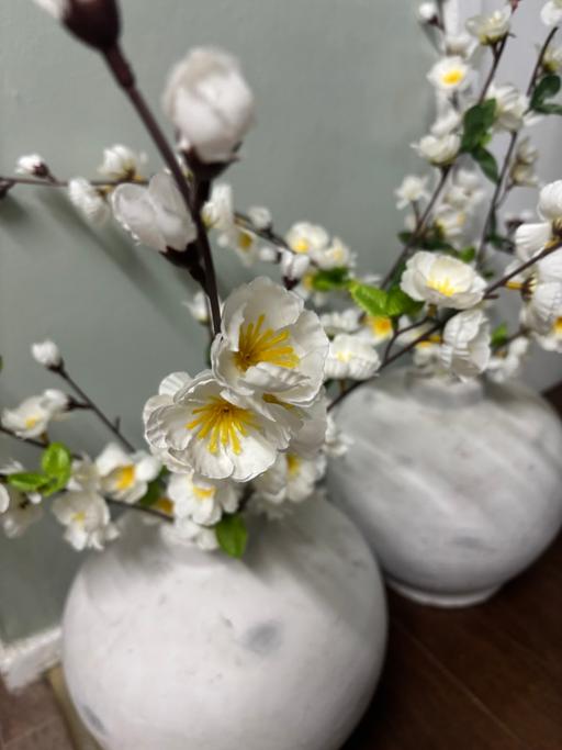 Buy & Sell Bartley Green Birmingham - Photos for Pair of large heavy stone vases of flowers