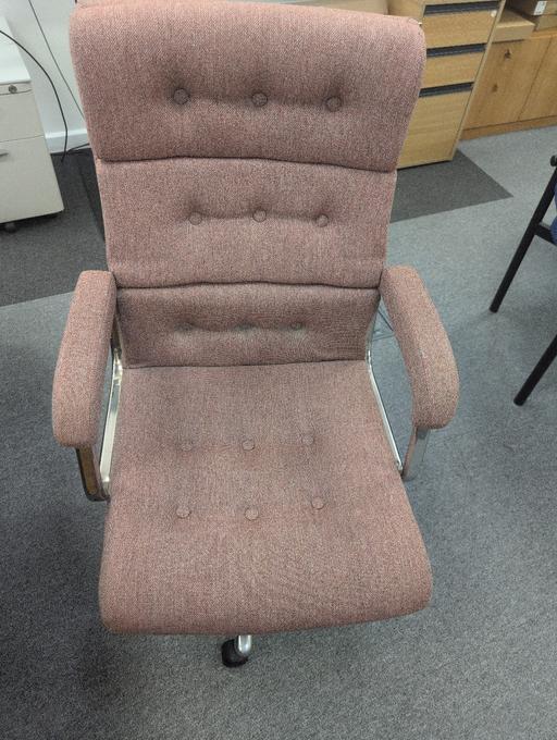 Buy & Sell Alperton North West London - Photos for padded office chair