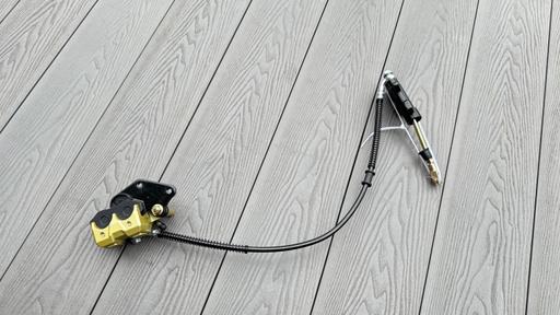 Vehicles Leicester Leicester - Photos for Rear Brake Calliper & Master Cylinder