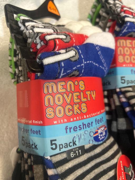 Buy & Sell Dovecot Knowsley - Photos for Mens 5 pack novelty socks. Size 6-11. New