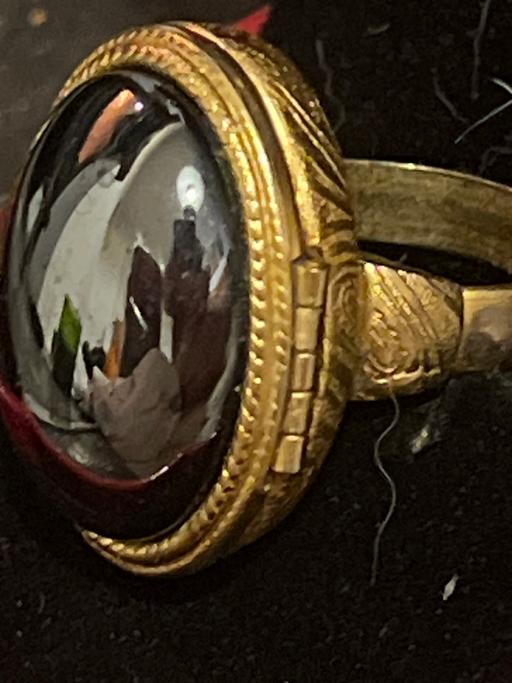 Buy & Sell Rottingdean Brighton - Photos for Lovely vintage Avon perfume ring