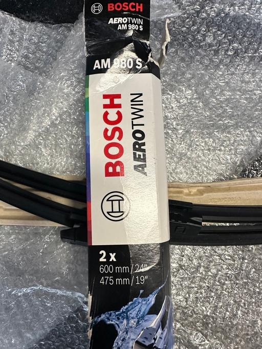 Vehicles Sheffield Sheffield - Photos for Bosch Wiper Blade Aerotwin AM980S