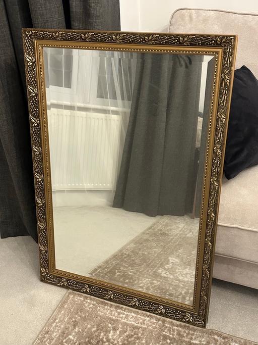 Buy & Sell Hamstead Industrial Estate Birmingham - Photos for Gold Ornate Mirror – 102 x 71 cm