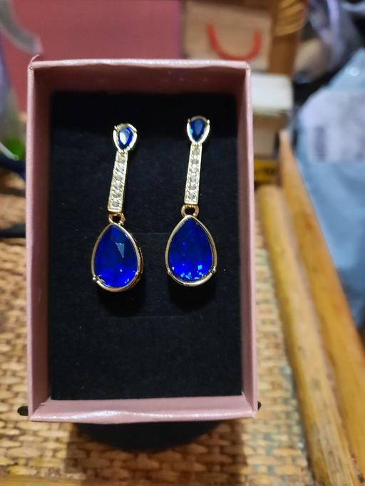 Buy & Sell Woodside South East London - Photos for Dangle Earrings