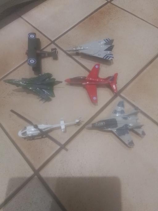 Buy & Sell Aldridge Walsall - Photos for 5 AEROPLANES ONE HELICOPTER