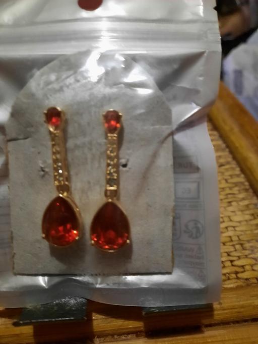 Buy & Sell Woodside South East London - Photos for Dangle Earrings