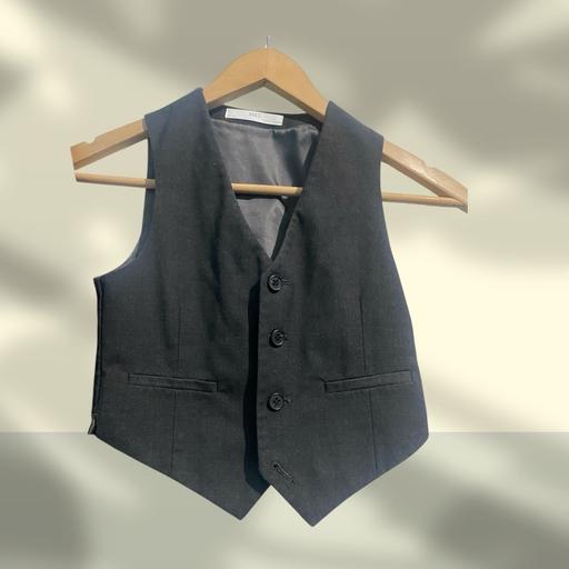 Buy & Sell North Kensington West London - Photos for M&S charcole grey waistcoat aged 5-6 years